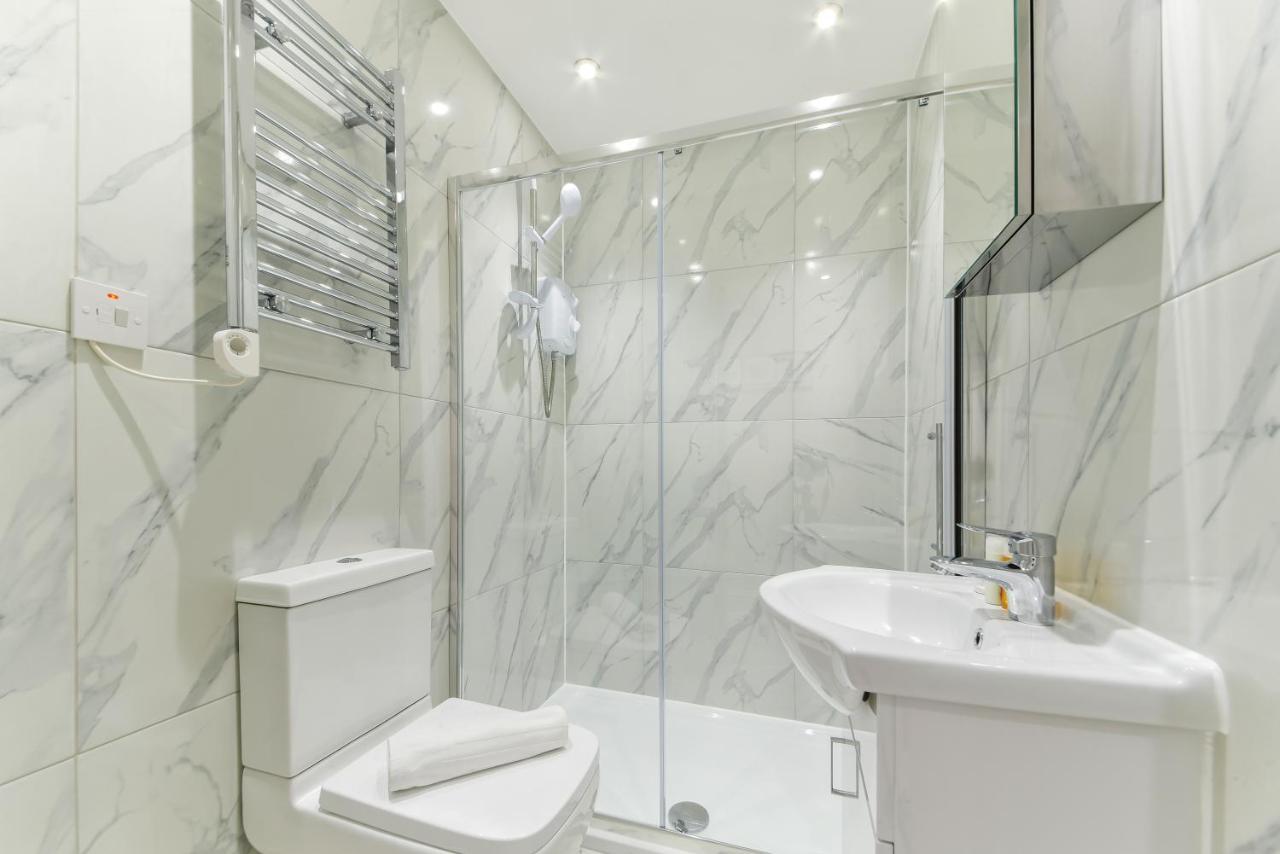 Chic Apartment By Hyde Park London Eksteriør billede